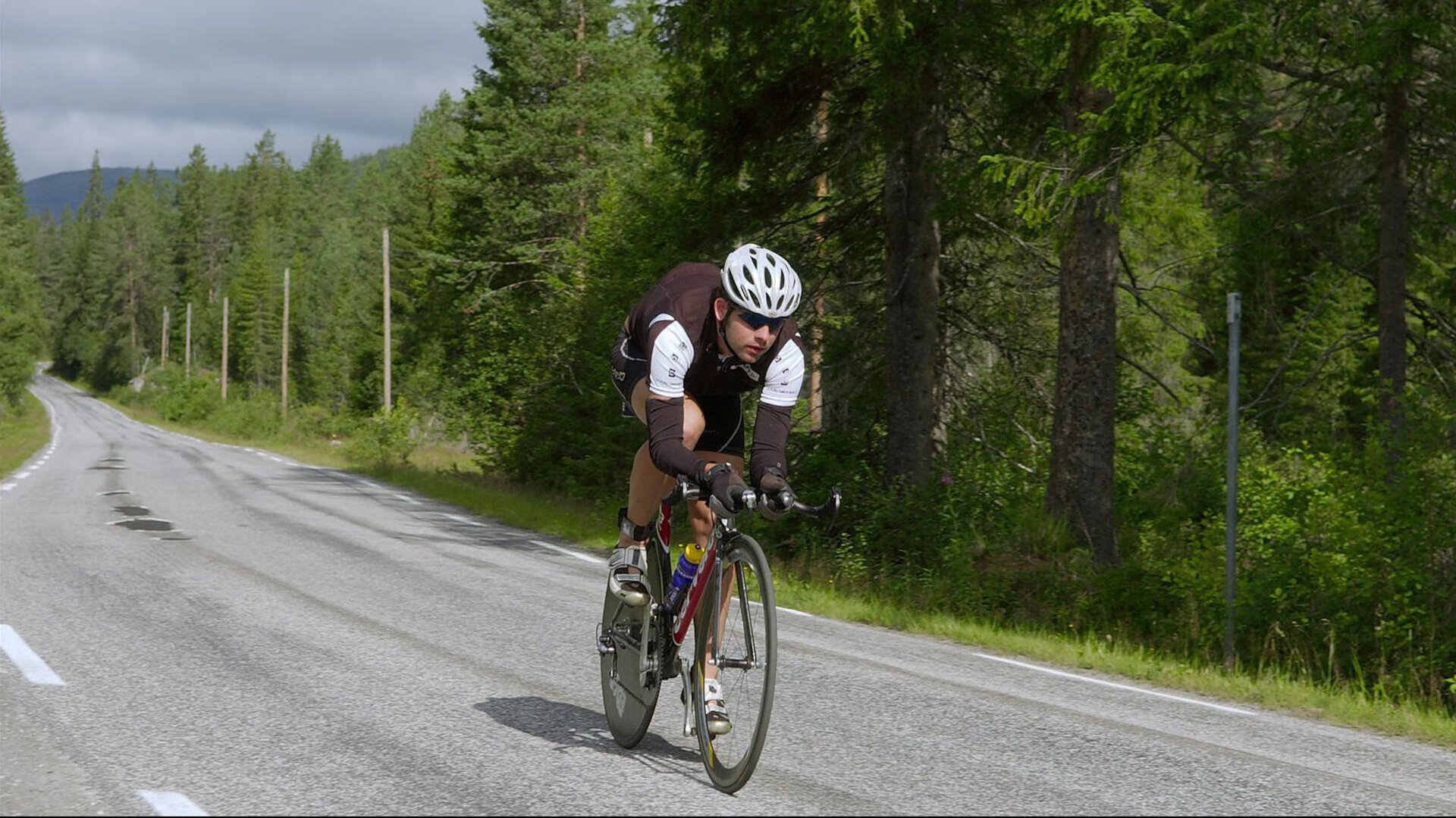 世界田径:肯尼亚跑者屡破纪录,赛场激情无限!,肯尼亚田径队